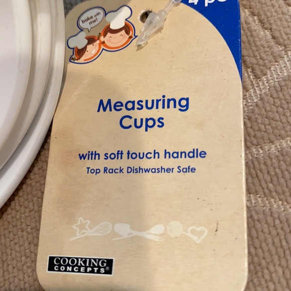 ~ Cooking Concepts~ Soft Touch Handle Measuring Cups - Picture 2 of 2